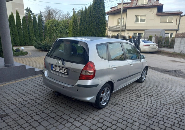 Honda Jazz cena 25900 przebieg: 140000, rok produkcji 2008 z Warszawa małe 781